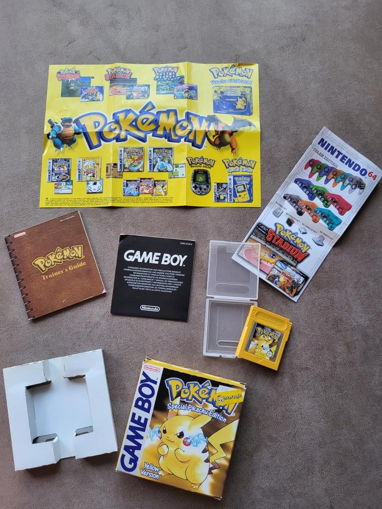 Gameboy spel pokémon yellow compleet, Avontuur en Actie, 1 speler, Ophalen of Verzenden, Zo goed als nieuw