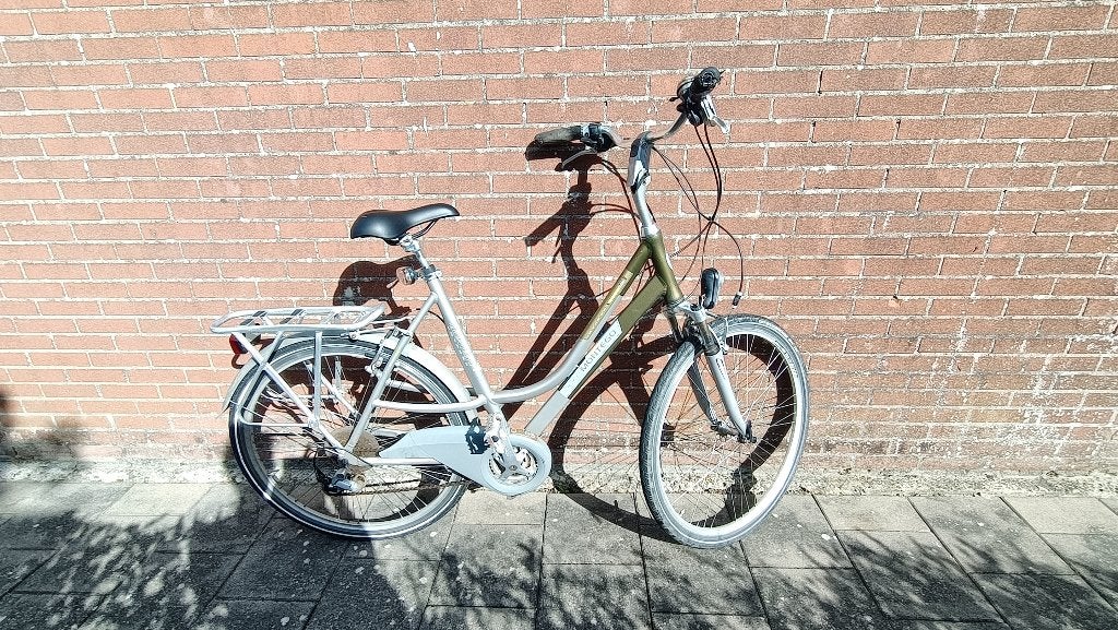 Damesfiets Montego Voyager/ SR Suntour. Banden goed, 28 inch, Fietsen en Brommers, Fietsen | Dames | Damesfietsen, Overige merken
