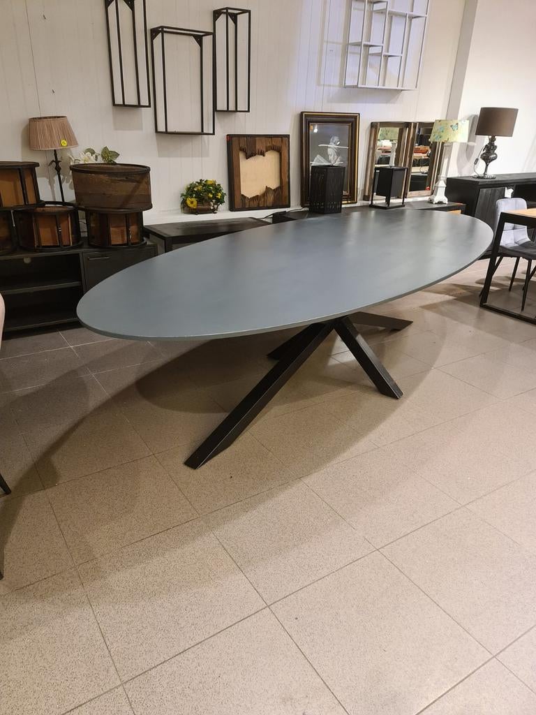 Nieuwe eettafel ovaal 320x128cm acacia nardo grey spinpoot, Huis en Inrichting, Ophalen, Hout, ., Nieuw