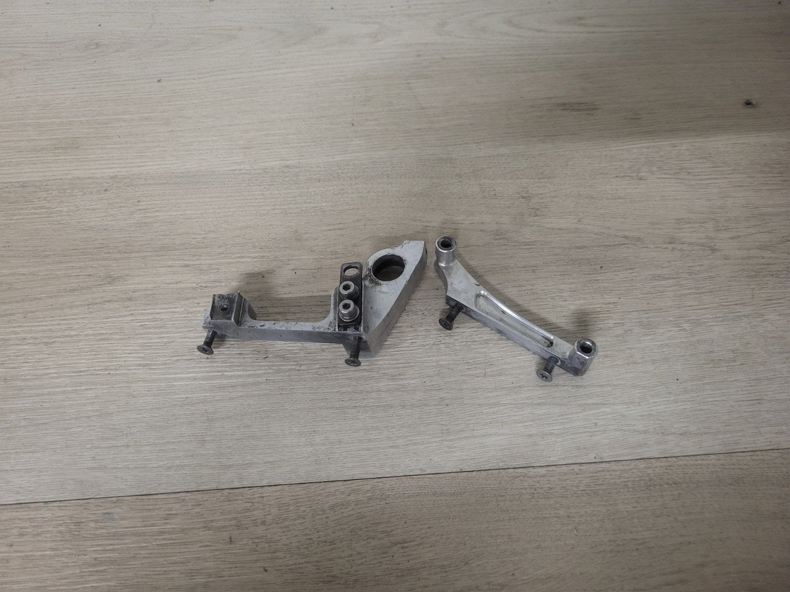 fg motor steunen 2wd, Hobby en Vrije tijd, Ophalen of Verzenden, Overige schalen, Benzine, Onderdeel