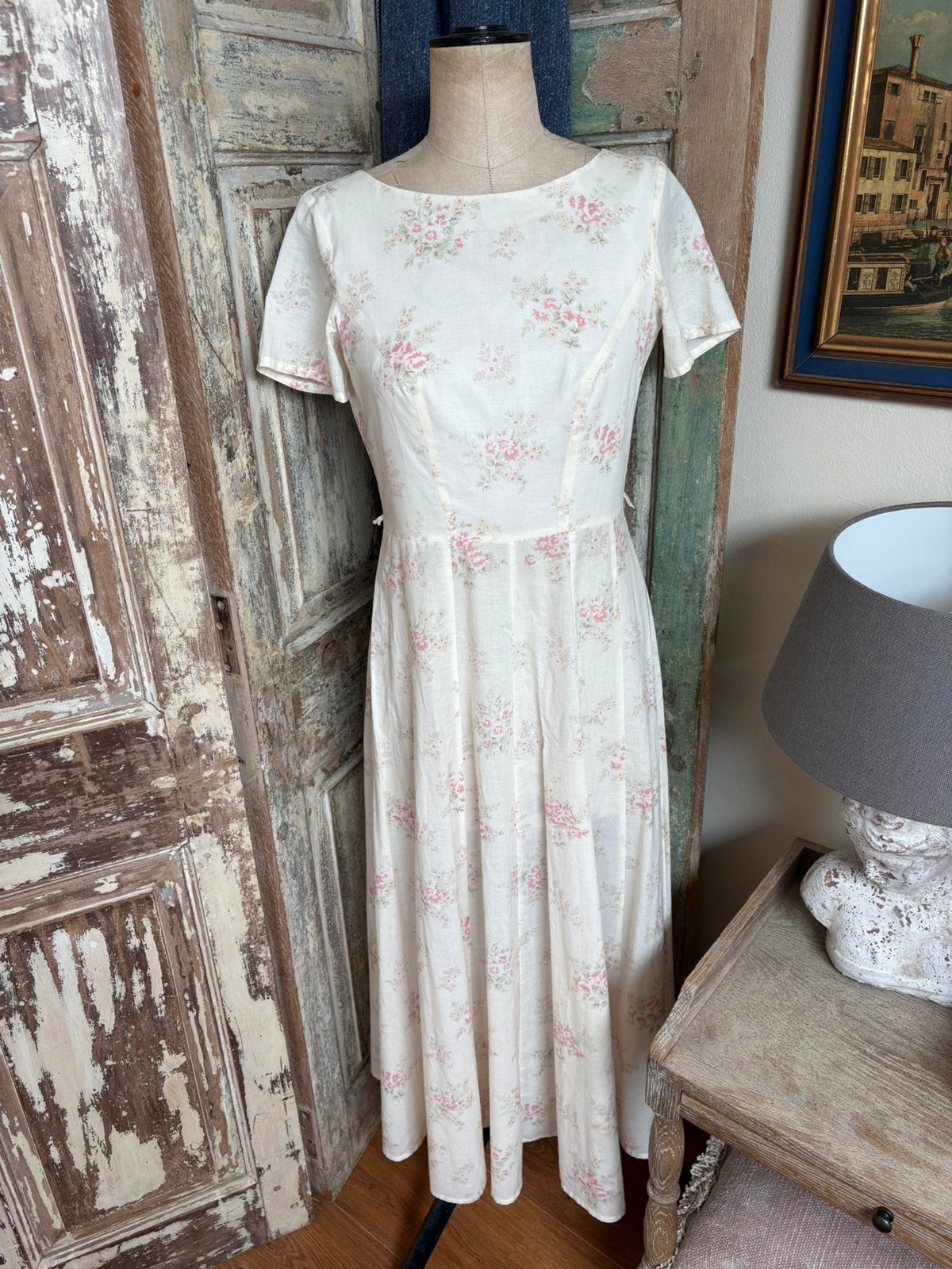 Midi Laura Ashley jurk gebroken wit mt Eu 38, Maat 38/40 (M), Wit, Ophalen of Verzenden, Zo goed als nieuw