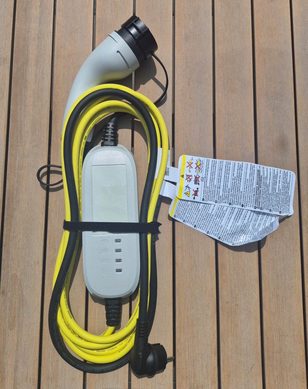 Laadkabel elektrische Hybride 220v nieuw VAG (o.a.VW Golf) p, Auto diversen, Laadpalen, Ophalen of Verzenden, Nieuw, Laadkabel