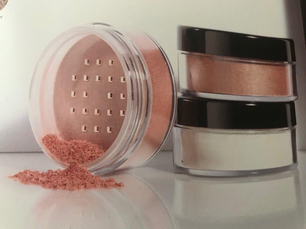 Youngblood (49,95 = 14,95) Lunar Dust Zonnige glow, Overige kleuren, Gehele gezicht, Nieuw, Ophalen of Verzenden