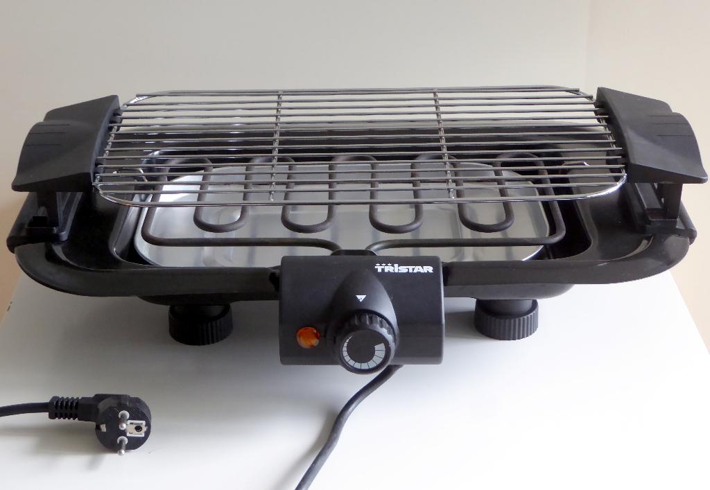 Tristar - BBQ tisch, Ophalen, Zo goed als nieuw, Tristar