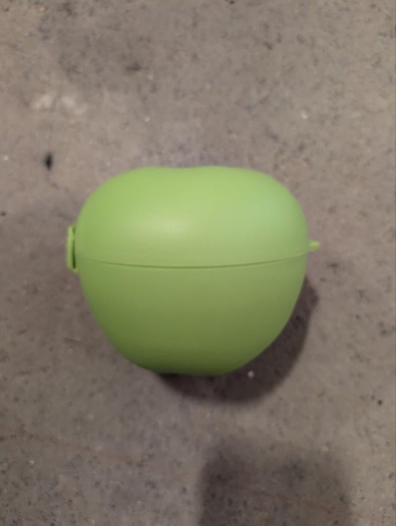 Appel Bewaar bakje, Ophalen