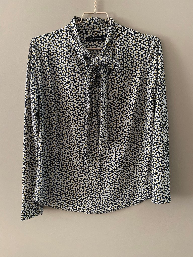 Studio Anneloes blouse in maat S, Studio Anneloes, Zwart, Ophalen of Verzenden, Zo goed als nieuw