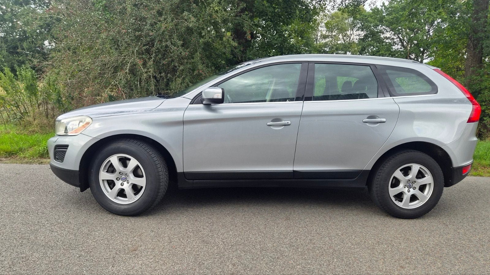 Volvo XC60 2.0 T Summum 2011 Grijs, Auto's, 1800 kg, Zwart, 4 cilinders, Origineel Nederlands