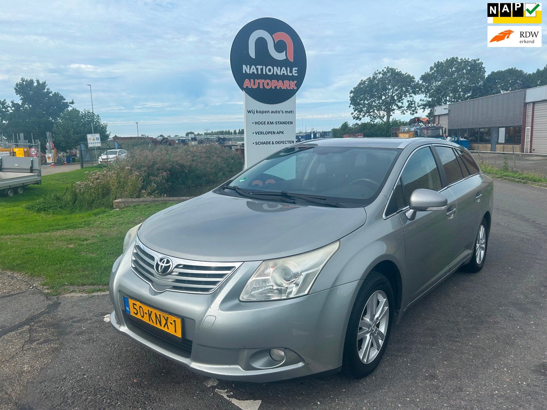 Toyota Avensis Wagon 1.8 VVTi Dynamic | 2010 | Benzine | Aut, Auto's, 15 km/l, 4 cilinders, Origineel Nederlands, 1600 kg