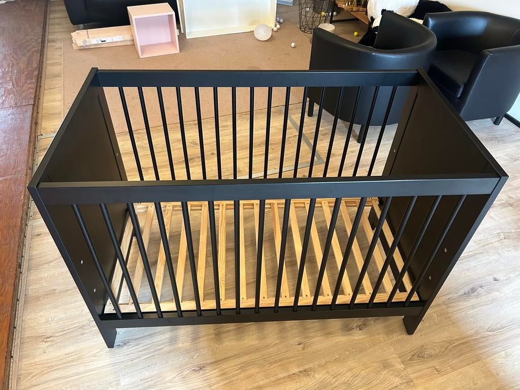 Europe Baby Vittoria III Babybed Zwart 60x120, Ophalen, Zo goed als nieuw, Ledikant
