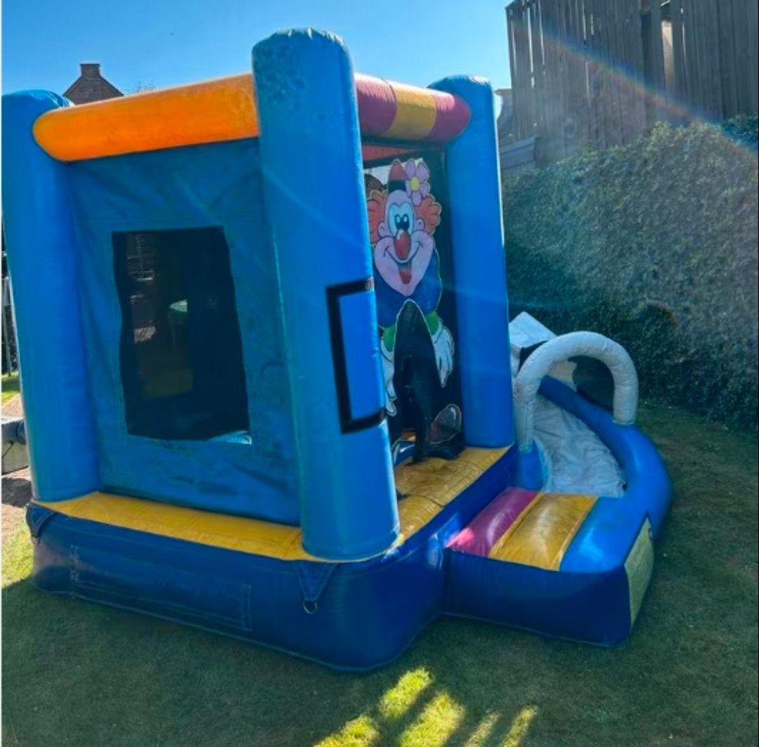Springkussen clown te koop, Hobby en Vrije tijd, Feestartikelen | Verhuur, Ophalen of Verzenden, Gebruikt, Overige