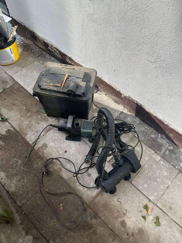 Vijverpomp met filter en UV lamp - Hozelock Cyprio, Tuin en Terras, Vijver-toebehoren, Ophalen, Gebruikt, Vijverfilter