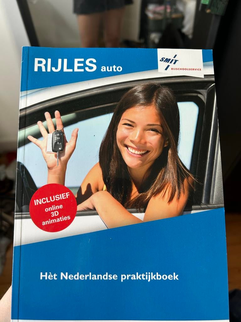 Rijles auto - Hèt Nederlandse praktijkboek (SMIT), Ophalen of Verzenden, Zo goed als nieuw