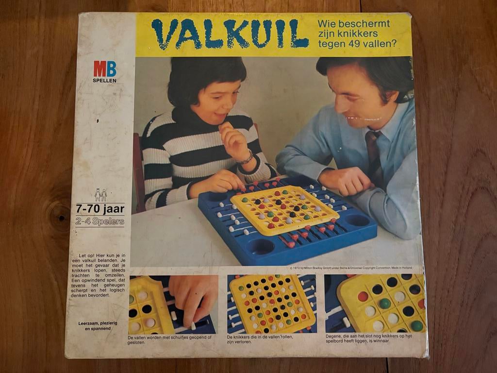 Vintage Valkuil bordspel van MB - Klassiek gezelschapsspel, Drie of vier spelers, Ophalen of Verzenden, Gebruikt
