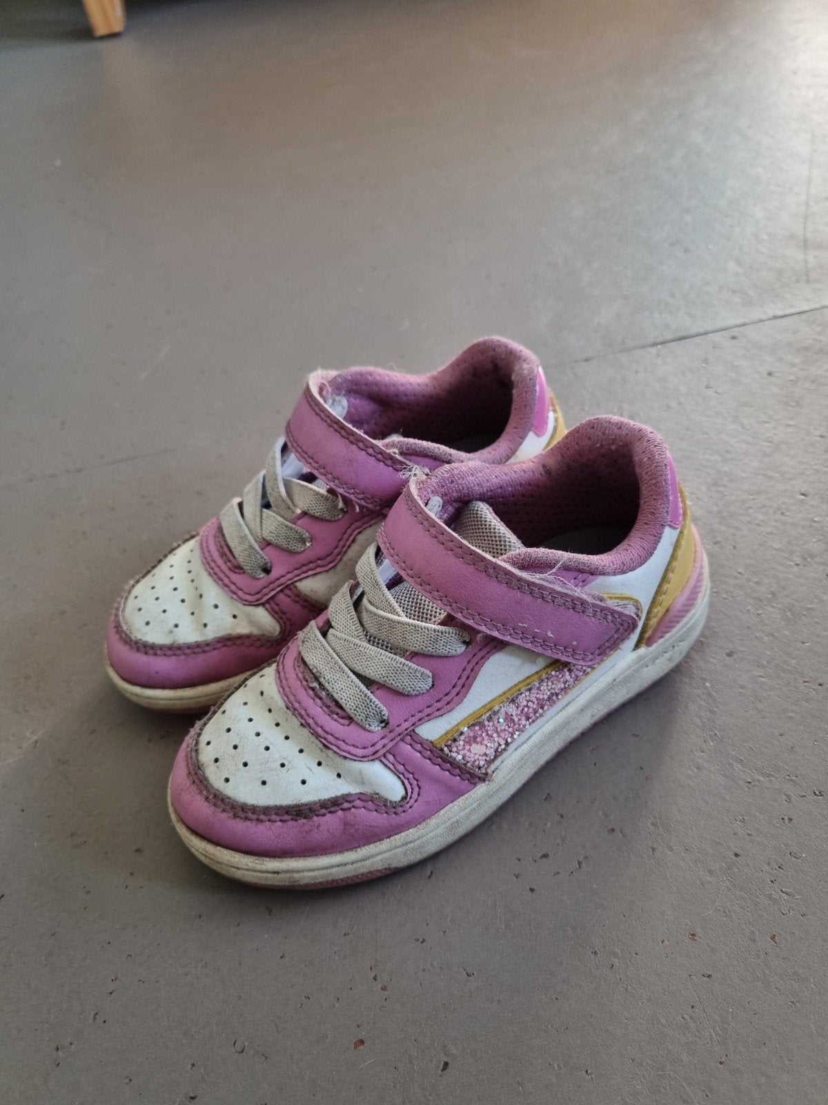 Geox schoenen maat 26, meisje, Ophalen, Gebruikt, Meisje, Schoenen