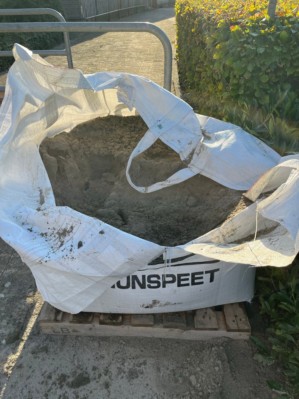 Ophoogzand / Straatzand in big bag gratis, Tuin en Terras, Ophalen, Gebruikt, Ophoogzand