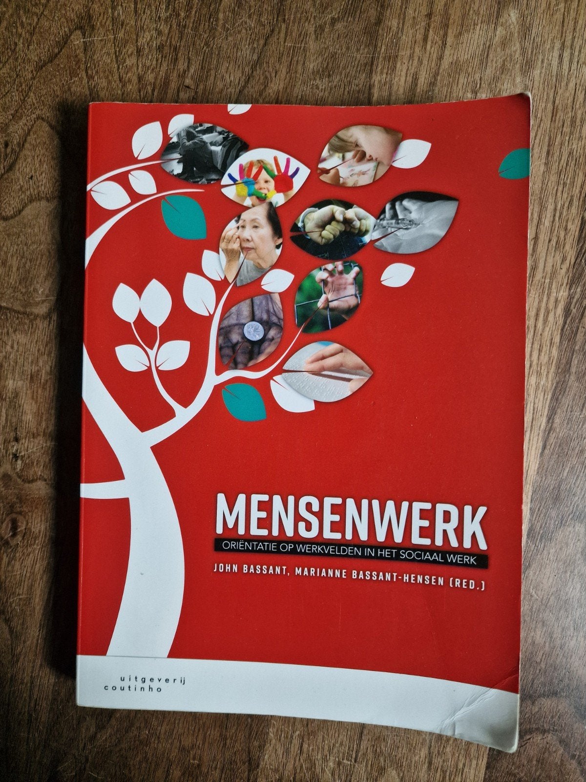 Mensenwerk: Oriëntatie op werkvelden in het sociaal werk, Boeken, Gelezen, John Bassant, Marianne Bassant-Hensen, Gamma, HBO