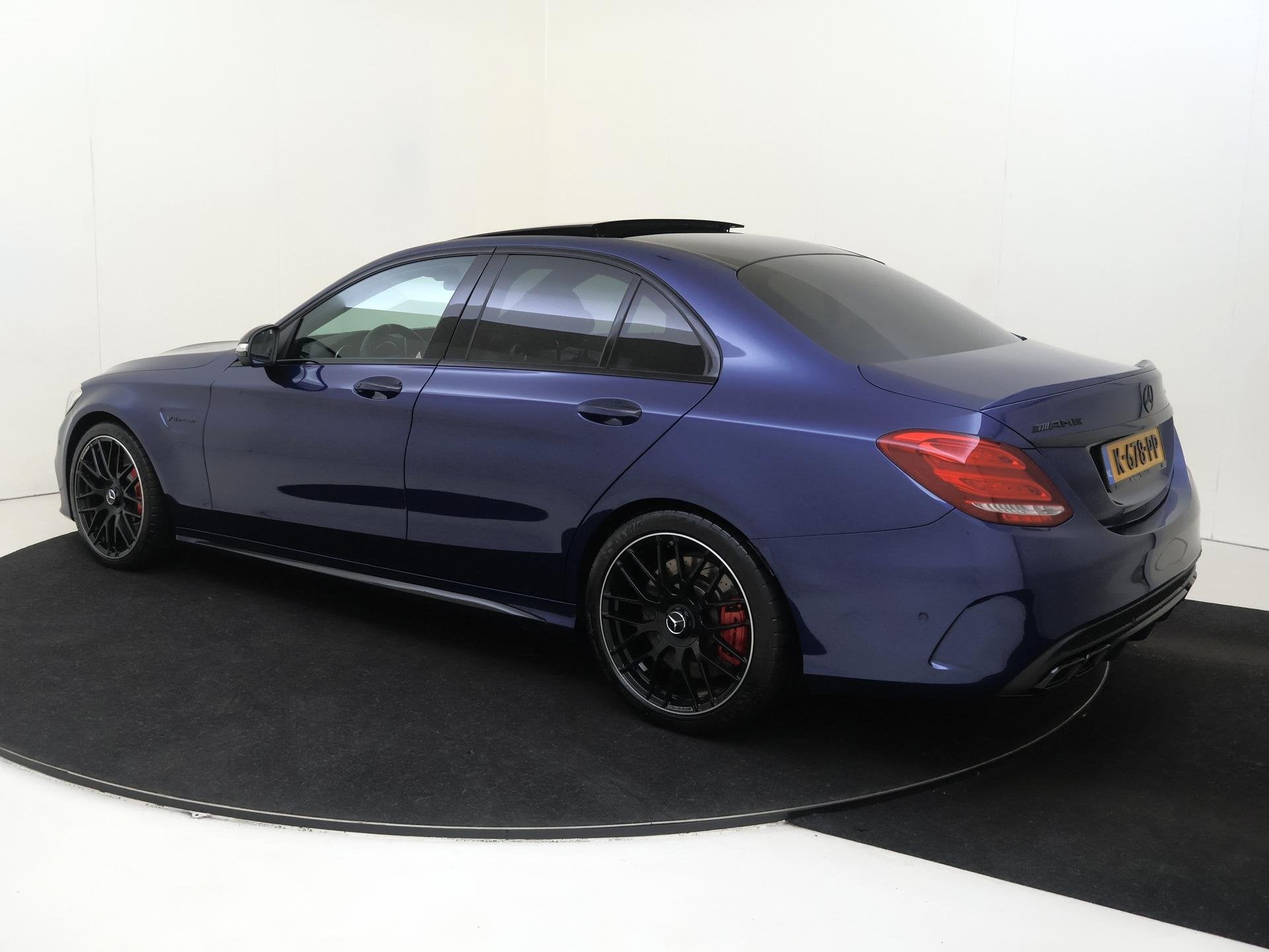 Mercedes-Benz C-klasse AMG 63 S Panoramadak / Memory Seats /, Automaat, Achterwielaandrijving, Gebruikt, Blauw
