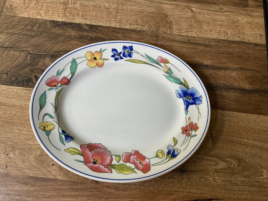 Serveerschaal Alpine Meadow van Wood&Sons, Huis en Inrichting, Overige merken, Ophalen of Verzenden, Overige stijlen, Aardewerk
