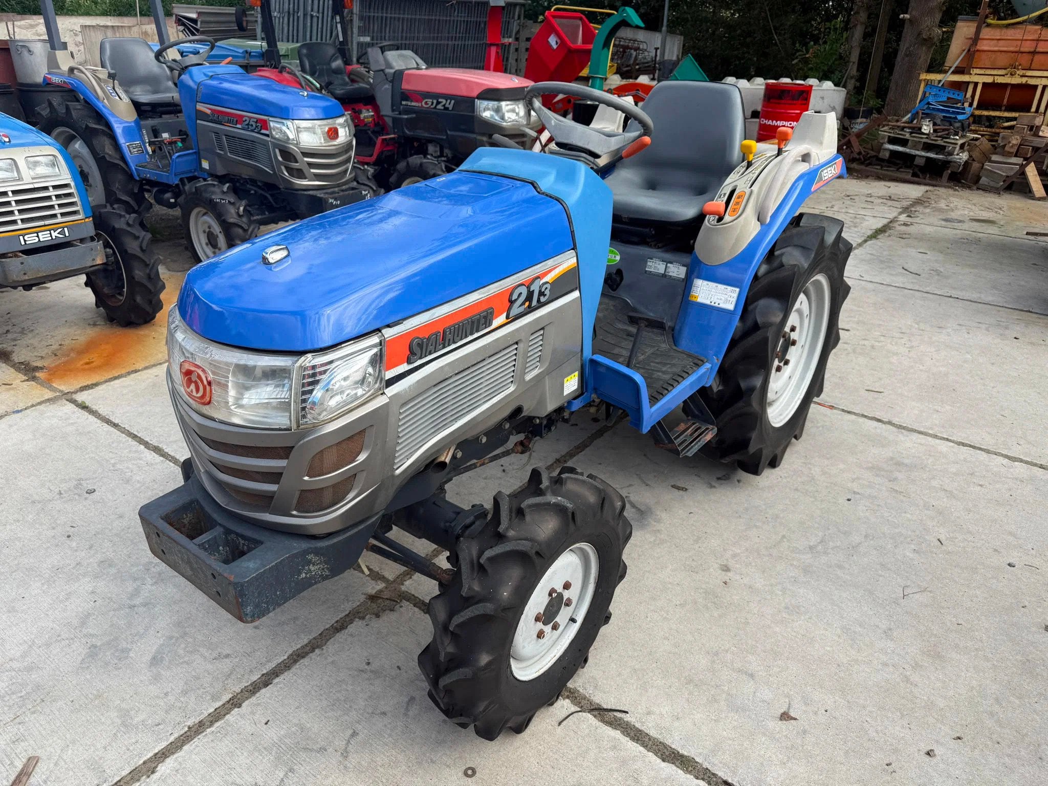 Iseki TH213, Overige typen