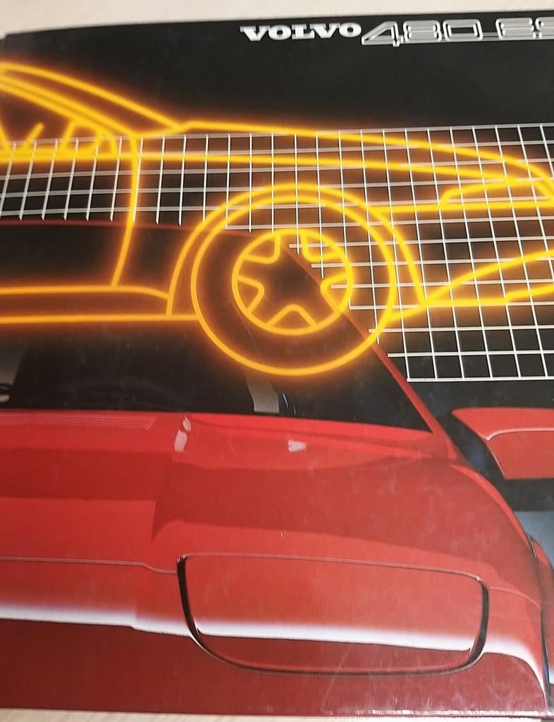Hardcover dik Volvo 480ES introductie boek gebonden uitgave, Boeken, Ophalen of Verzenden, Zo goed als nieuw, Volvo