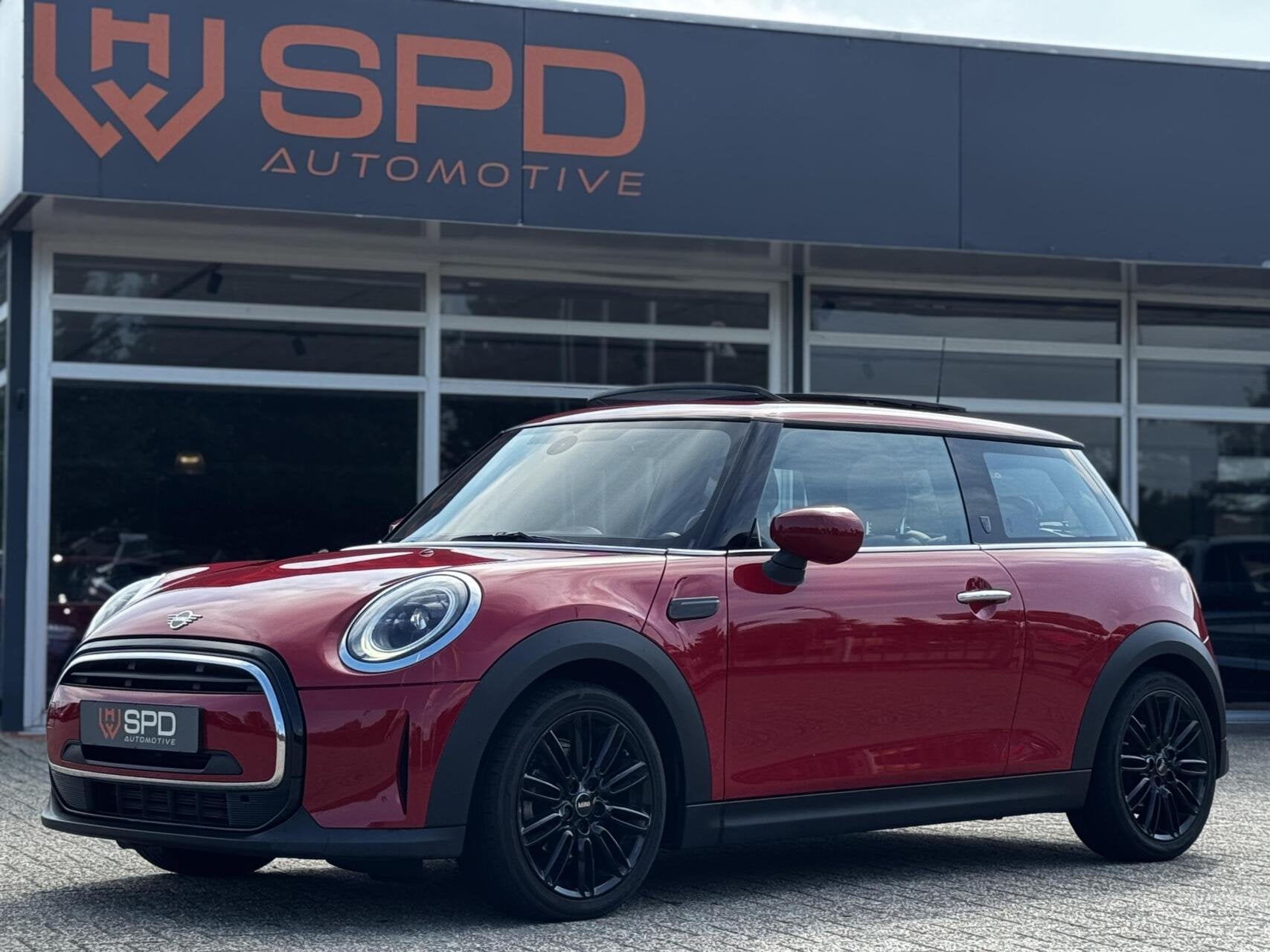 Mini 3 1.5 One John Cooper Works|Pano|Chester-Leather|Carpla, Auto's, Mini, Voorwielaandrijving, Gebruikt, Euro 6, 4 stoelen