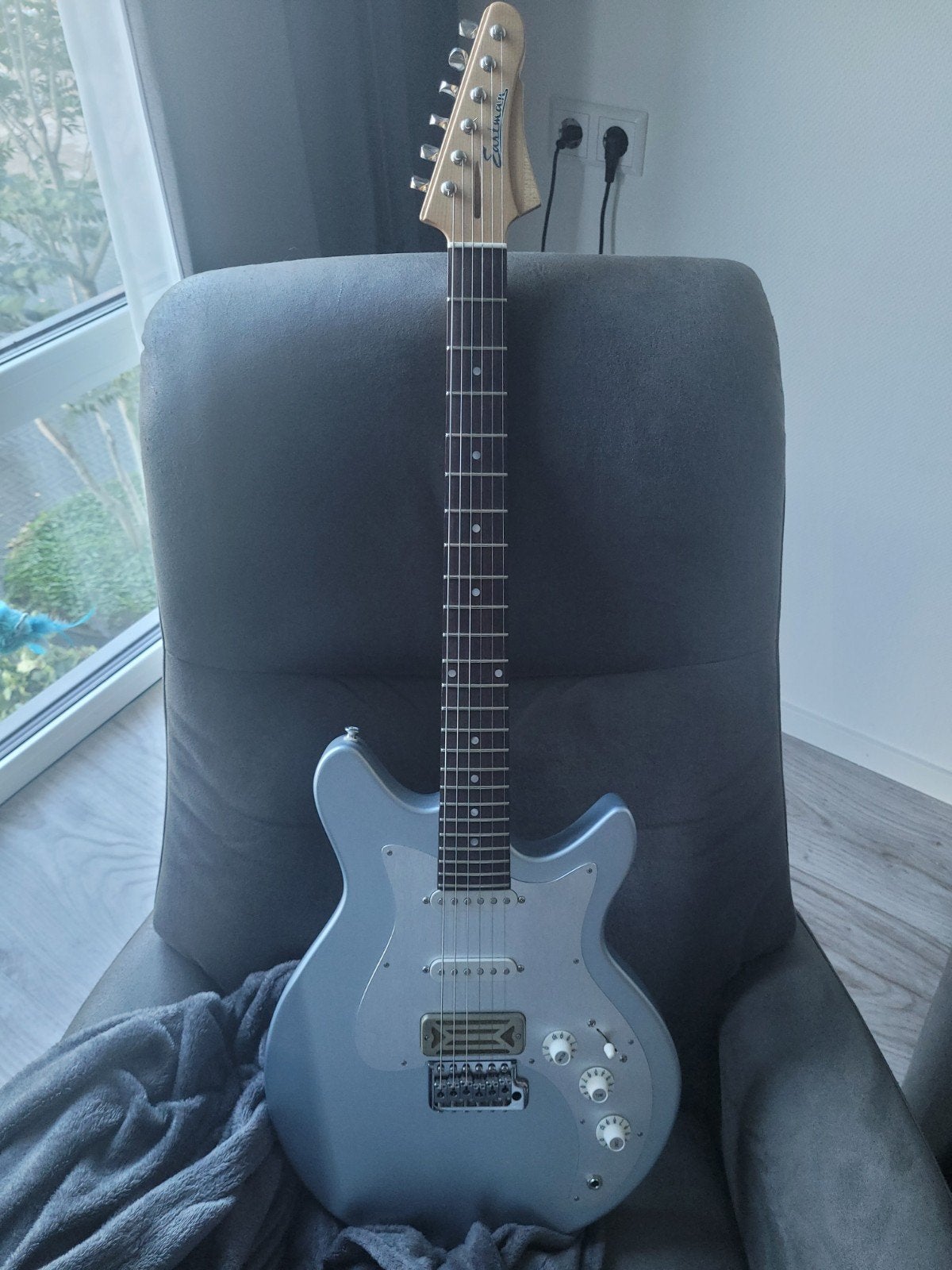 Eastman fullertone dc 62 Solid Body Elektrische Gitaar, Muziek en Instrumenten, Ophalen of Verzenden, Zo goed als nieuw, Solid body
