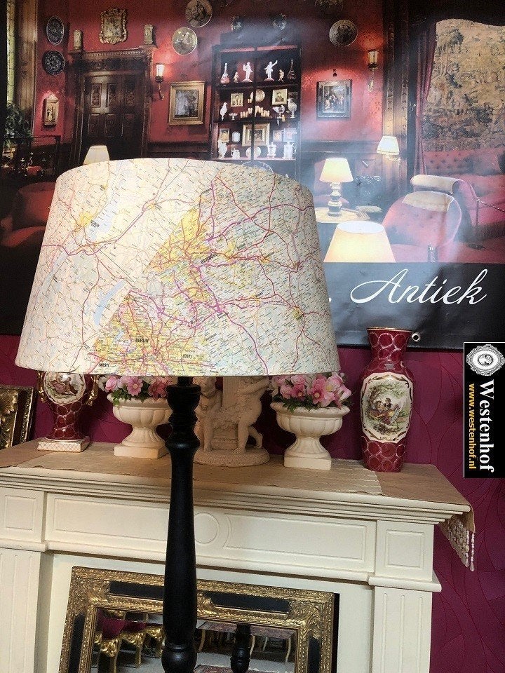 Vintage staande lamp hout zwart - lampenkap Duitsland kaart, Ophalen, Vintage, Hout, E27 (groot)