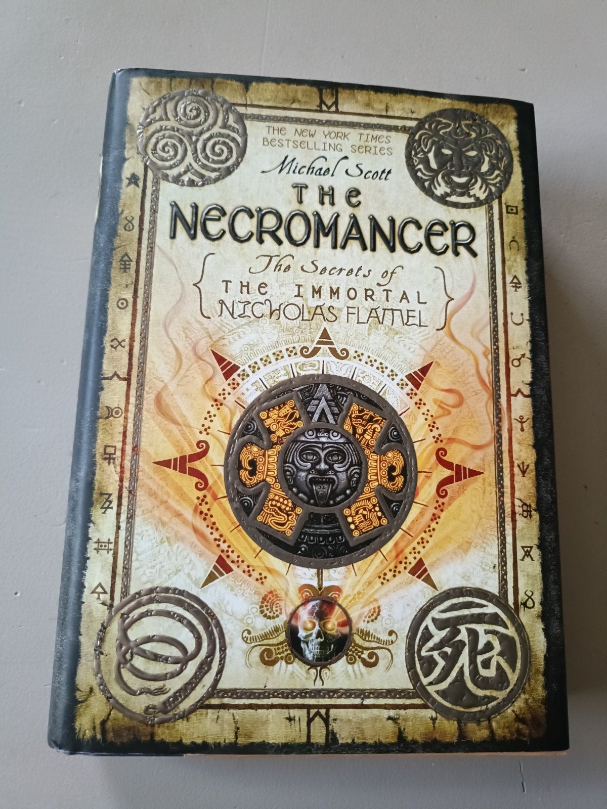 Necromancer (Secrets of the Immortal Nicholas Flamel), Ophalen of Verzenden, Gelezen