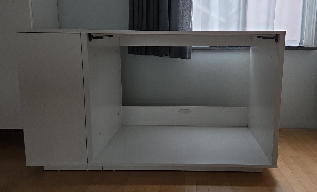 Mooie Bench kast, Dieren en Toebehoren, Hondenbenches, Ophalen, Zo goed als nieuw
