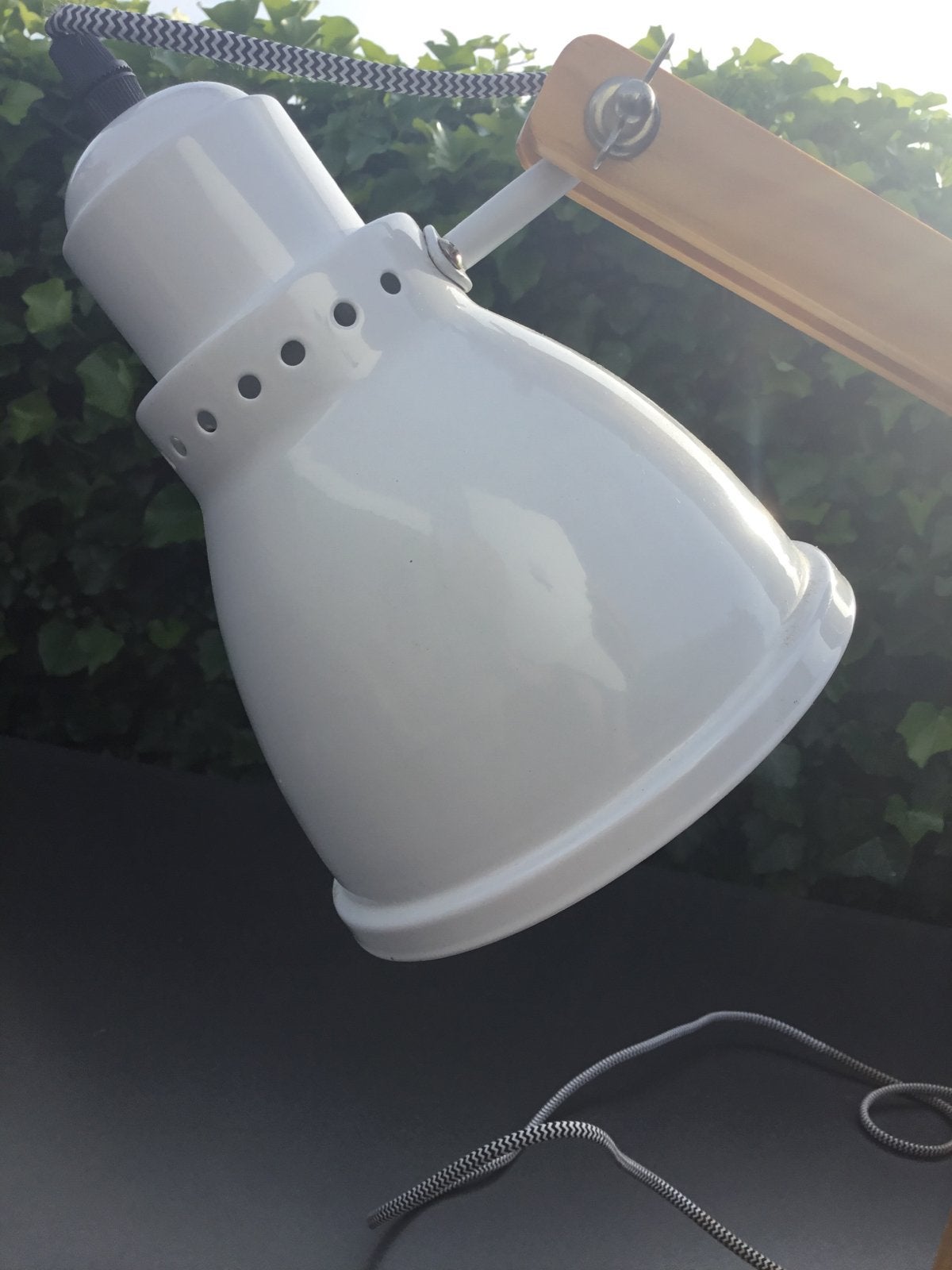 Witte bureaulamp met houten arm - Xenos, Ophalen, Nieuw, Hout, 50 tot 75 cm