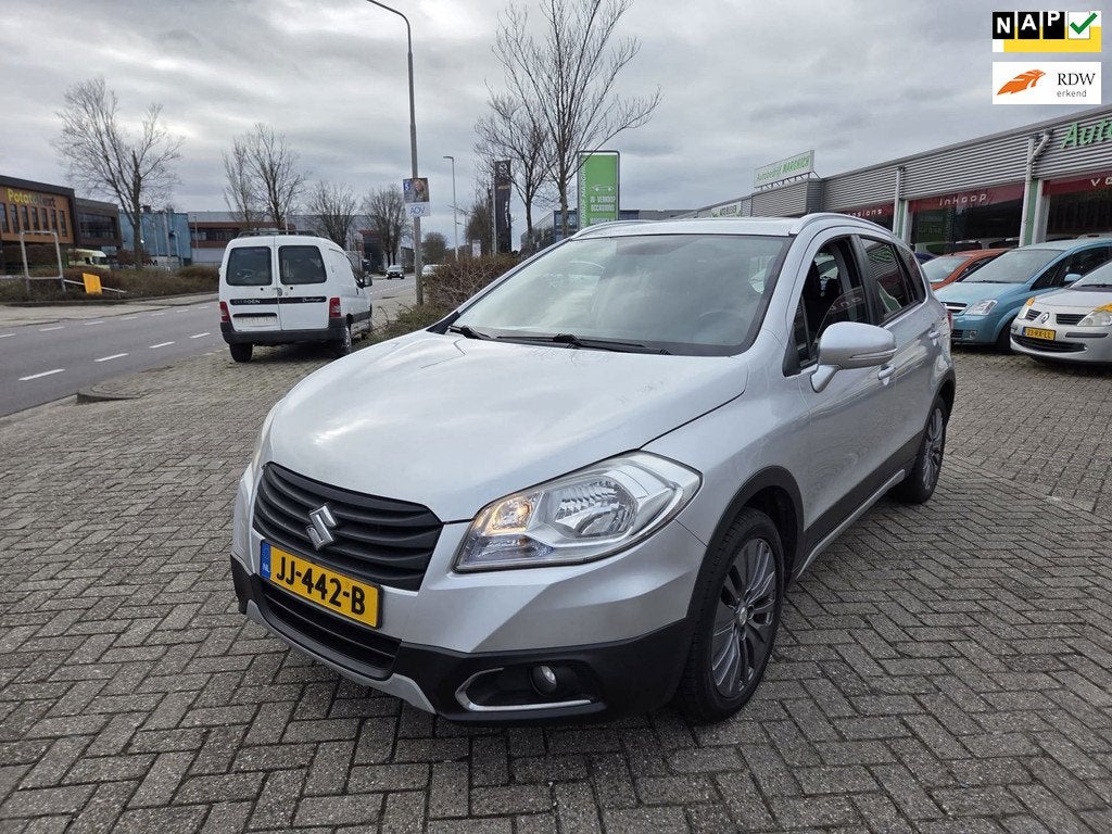 Suzuki SX4 S-Cross 1.6 Exclusive|NAP|PANODAK|KEYLESS|PDC|, Voorwielaandrijving, Gebruikt, 4 cilinders, 400 kg