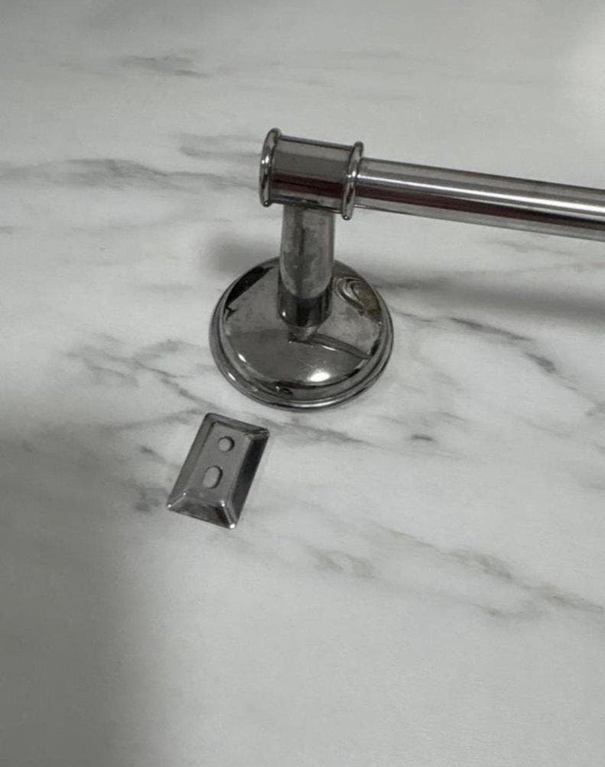 IKEA Handdoekenrek Zilver 66cm, Gebruikt, Handdoekenrek, Zilver, Ophalen