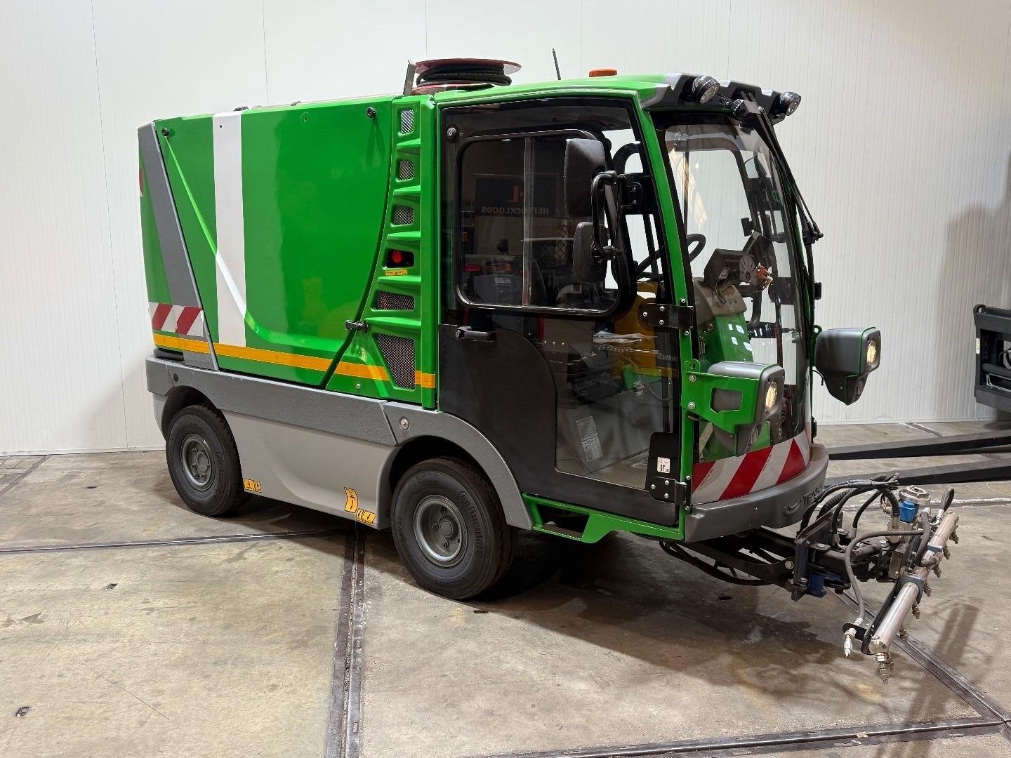 Tenax TXE2 hybride wegdekreiniger lithium kubota 2018 HL1038