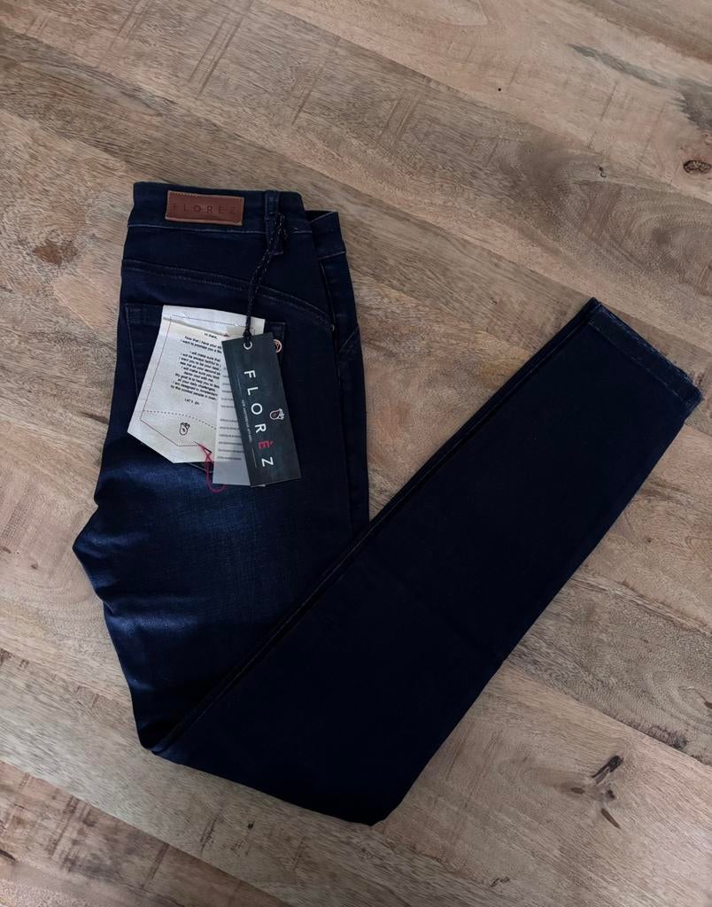 Nieuw! Florèz Charmeur Coated Slim Fit Jeans - Dark Blue, Kleding | Dames, Ophalen of Verzenden, Nieuw, Blauw, W27 (confectie 34) of kleiner
