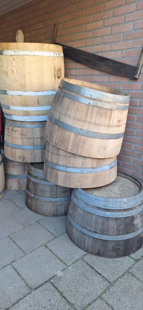 Halve eikenhouten bloembakken hoogte 47cm doorsnee 68cm, Tuin en Terras, Bloembakken en Plantenbakken, Ophalen, Rond, Hout
