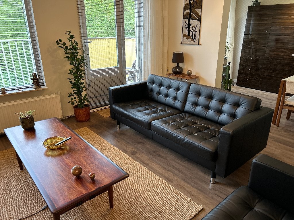 LANDSKRONA 3-zitsbank zwart (leder), Huis en Inrichting, Ophalen, Driepersoons, 75 tot 100 cm, Zo goed als nieuw