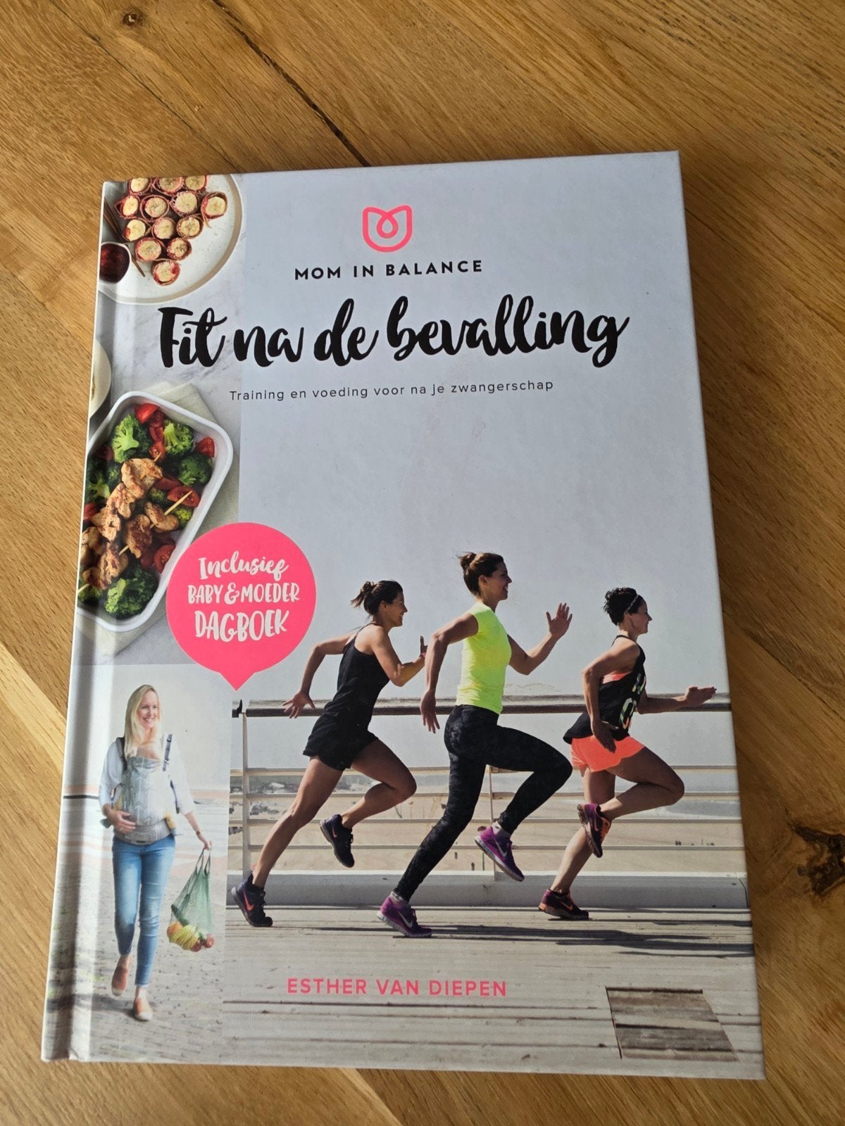 Mom in Balance: Fit na de bevalling - Esther van Diepen, Ophalen of Verzenden, Gelezen, Zwangerschap en Bevalling, Esther van Diepen