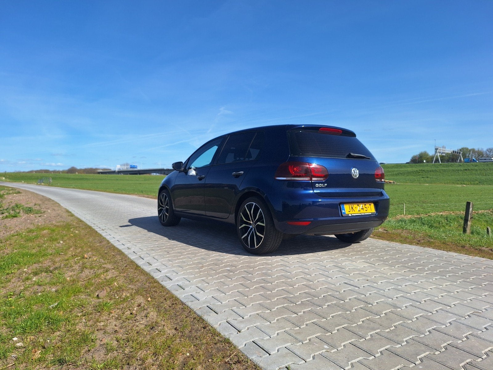 Volkswagen Golf 1.4 16V 59KW 5D 2010 Blauw, Auto's, Volkswagen, Voorwielaandrijving, 4 cilinders, Blauw, 49 €/maand