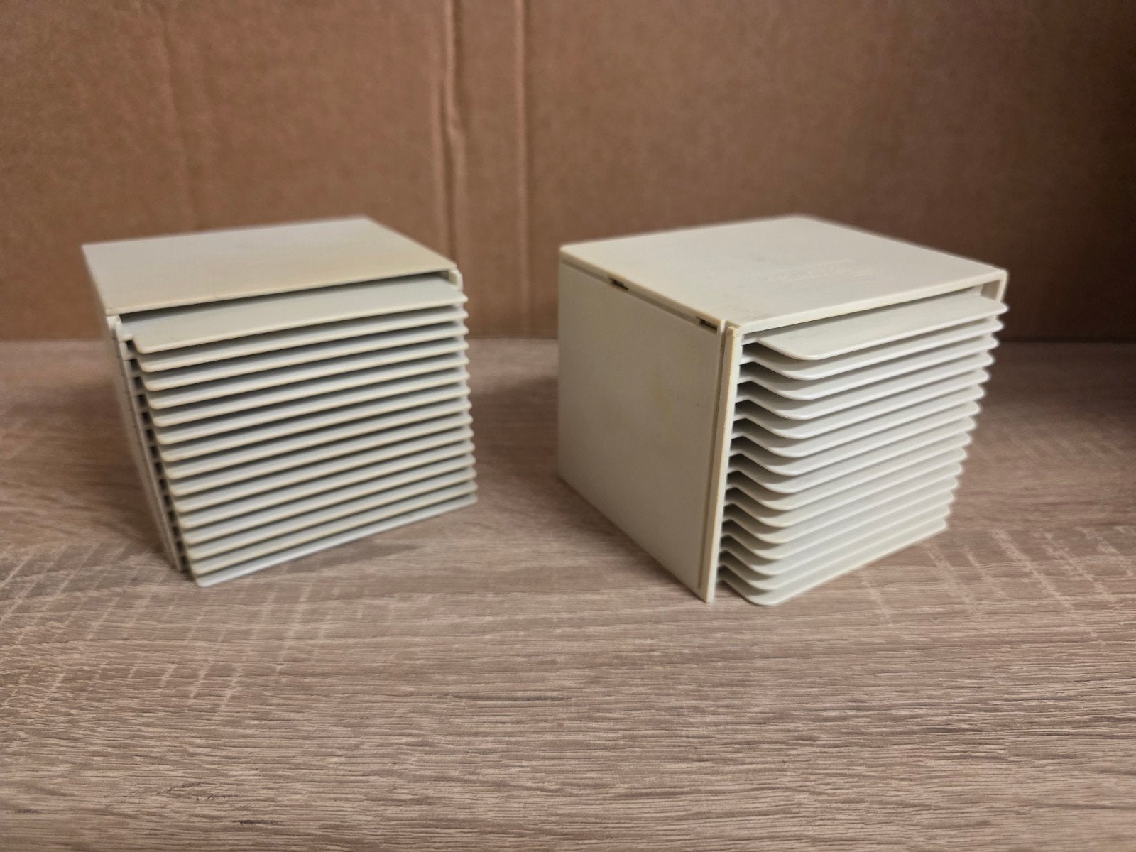 Opbergsysteem voor 3.5 inch diskettes (2 stuks), Ophalen of Verzenden, Zo goed als nieuw