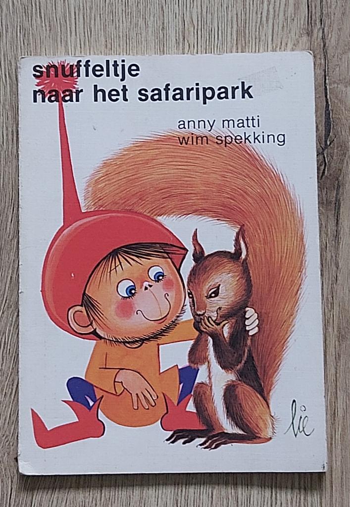 Kinderboekje Snuffeltje Naar Het Safaripark 1977., Gelezen, Fictie algemeen, Anny matti en wim spekking, Ophalen of Verzenden