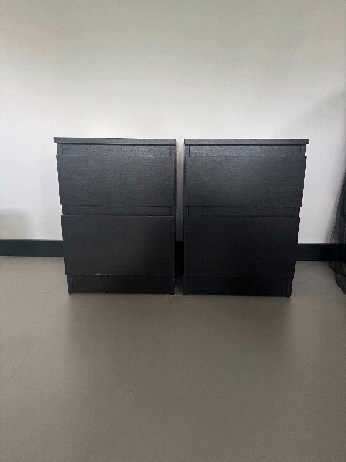 IKEA KULLEN Nachtkastje / Ladekast – Zwartbruin (Set van 2), Ophalen, Minder dan 50 cm, Gebruikt, 1 of 2 laden