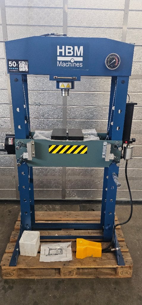HBM Hydr/ Pneumatische Werkplaatspers - Raamwerkpers 50 ton, Auto diversen, Autogereedschap, Ophalen of Verzenden, Zo goed als nieuw