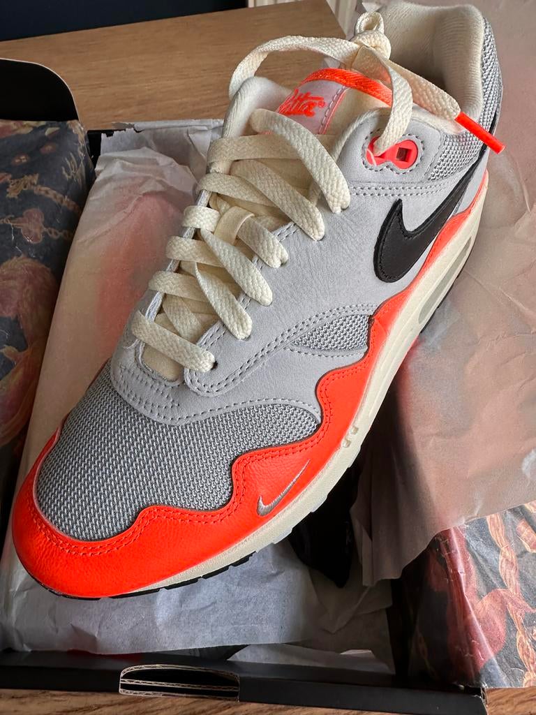 Nike Air Max 1 Patta Waves 'Hyper Crimson Pure Platinum, Overige kleuren, Nieuw, Ophalen of Verzenden, Sneakers of Gympen