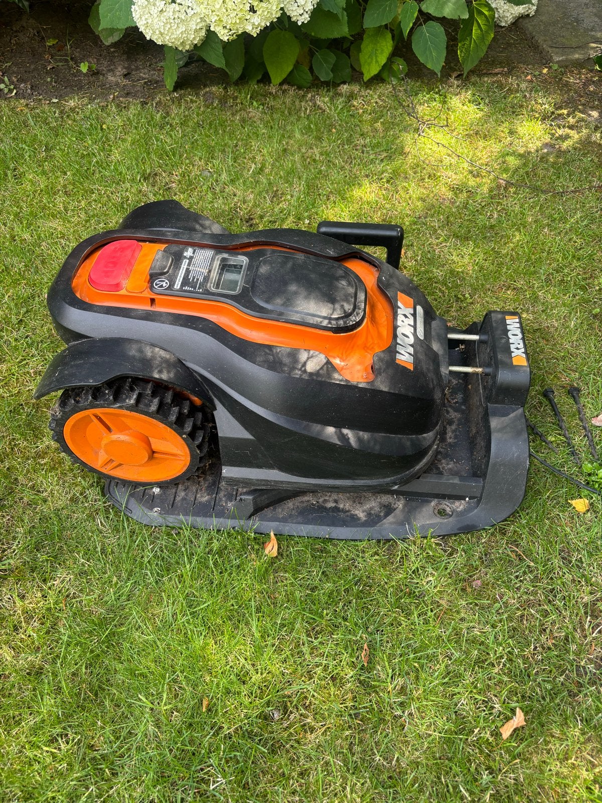 Worx Landroid WG756E Robotmaaier - Gebruikt, Tuin en Terras, Ophalen, Cirkelmaaier, Gebruikt, Minder dan 30 cm
