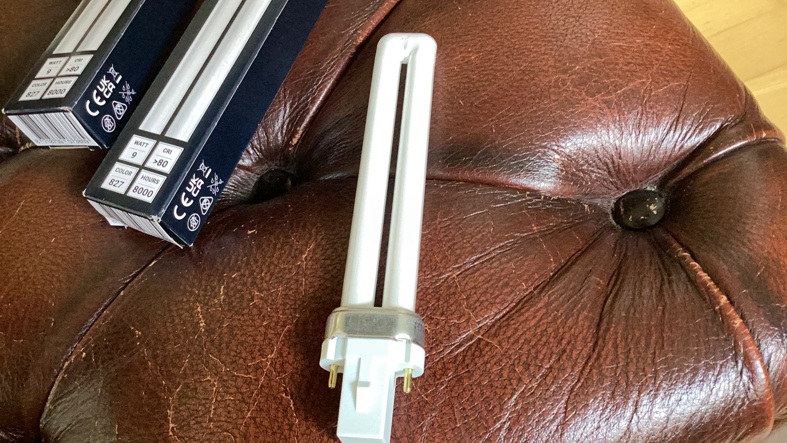 2 spaarlampen, Led-lamp, Nieuw, Overige fittingen, Ophalen of Verzenden