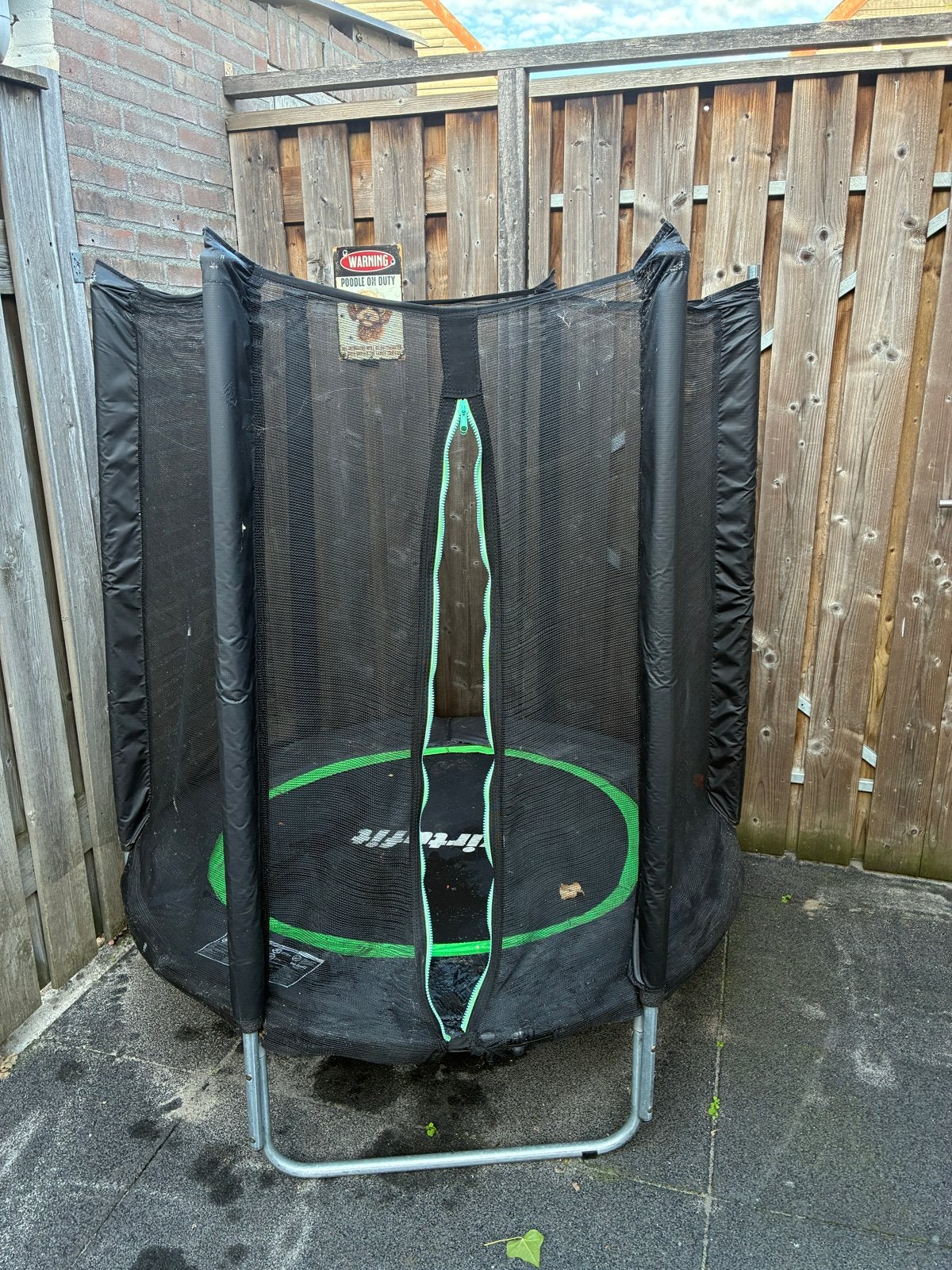Trampoline met veiligheidsnet - Gebruikt, kan nog ronde mee!, Ophalen, Gebruikt