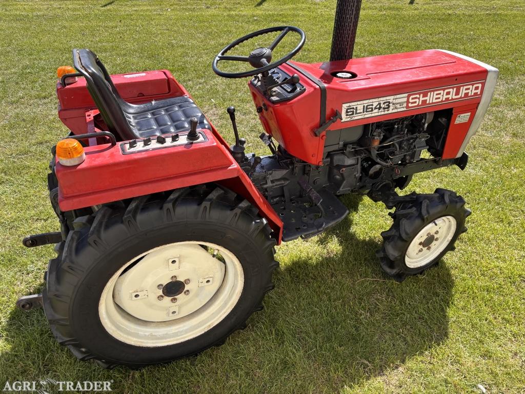 Shibaura 4x4 minitractor  - 17 PK - incl. beurt - marge, -, -, Shibaura, Voertuig of Aanhanger
