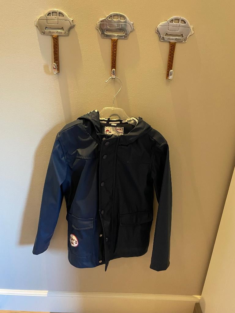 Regenjas donker blauw maat 128, Kinderen en Baby's, Kinderkleding | Maat 128, Ophalen, Zo goed als nieuw, Jongen of Meisje, Jas