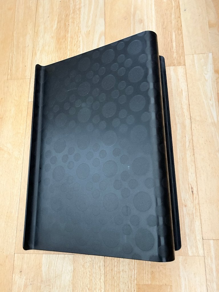 IKEA BRÄDA Laptophouder / Laptop Standaard - Zwart 42cmx28cm, Ophalen, Zo goed als nieuw, IKEA, In hoogte verstelbaar