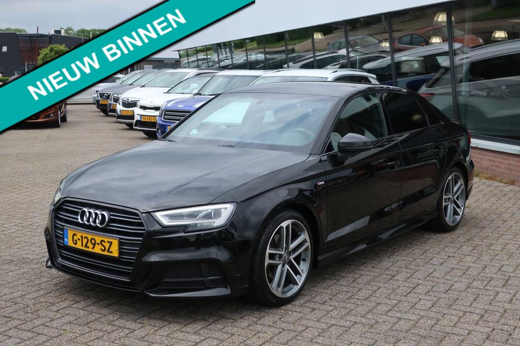Audi A3 Limousine 35 TFSI CoD Advance Sport. PDC_VIR.DASH_3x, Auto's, 4 cilinders, 150 pk, Leder en Stof, Zwart